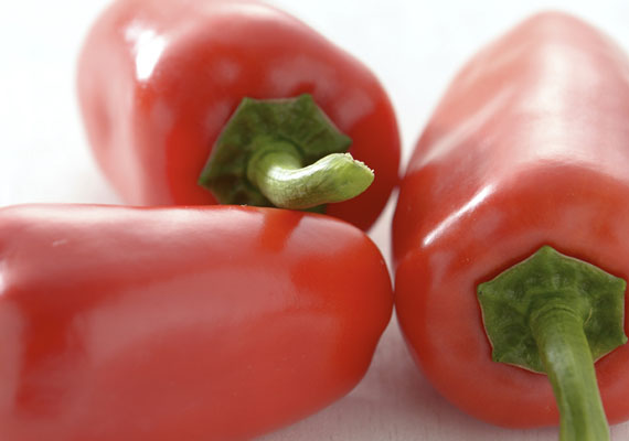 1. Planting method: Polybag<br />
2. Medium used: Cocopeat<br />
3. Pack size: Depends on customer request<br />
4. Shelf life / Storage: 5 days. Best keep at chilling temperature<br />
5. Suggestion uses: Pizza topping, stuffed jalapeno (seafood/meat/cheese).
