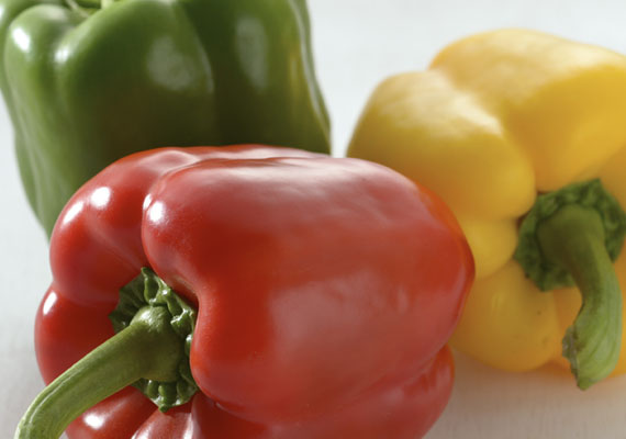 1. Planting method: Polybag<br />
2. Medium used: Cocopeat<br />
3. Pack size: 400 g, 3 pcs<br />
4. Shelf life / Storage: 5 days. Best keep at chilling temperature.<br />
5. Suggestion uses: Grill, bake, pizza topping and stir-fry.
